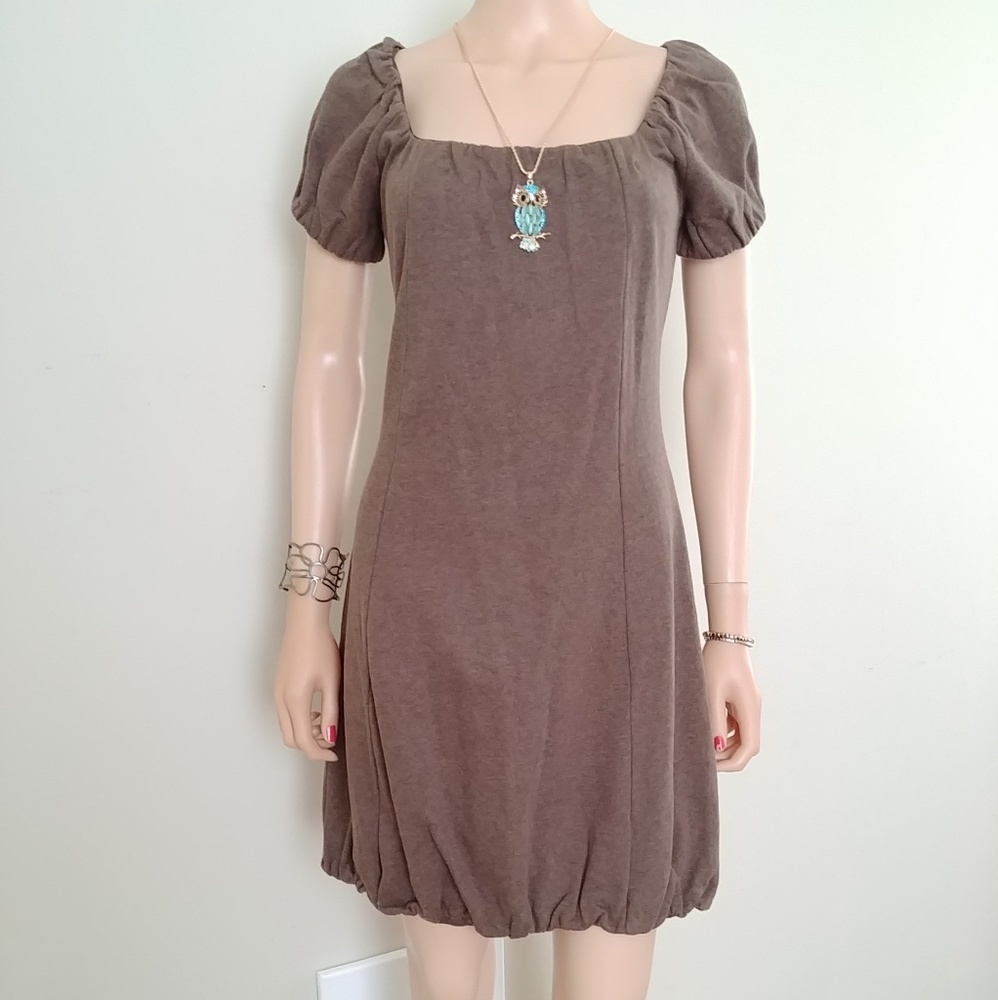 Jon Puff Sleeve‎ Brown Dress